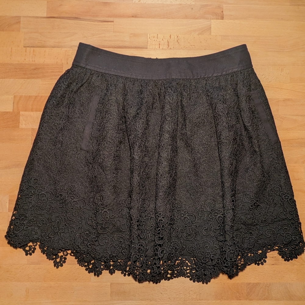 Banana Republic Heritage Collection sz10 Black Lace Skater Mini Skirt w/ Pockets